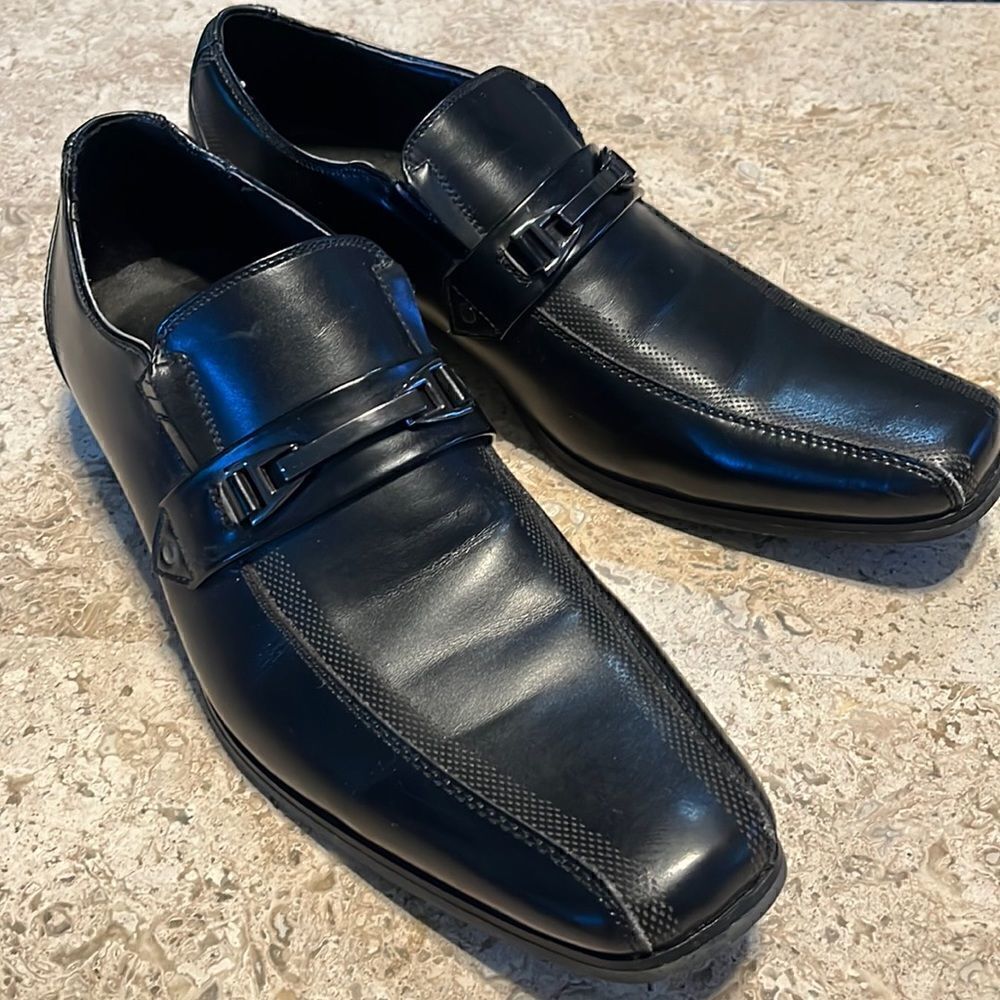 Rock & Republic Black Loafers - 9